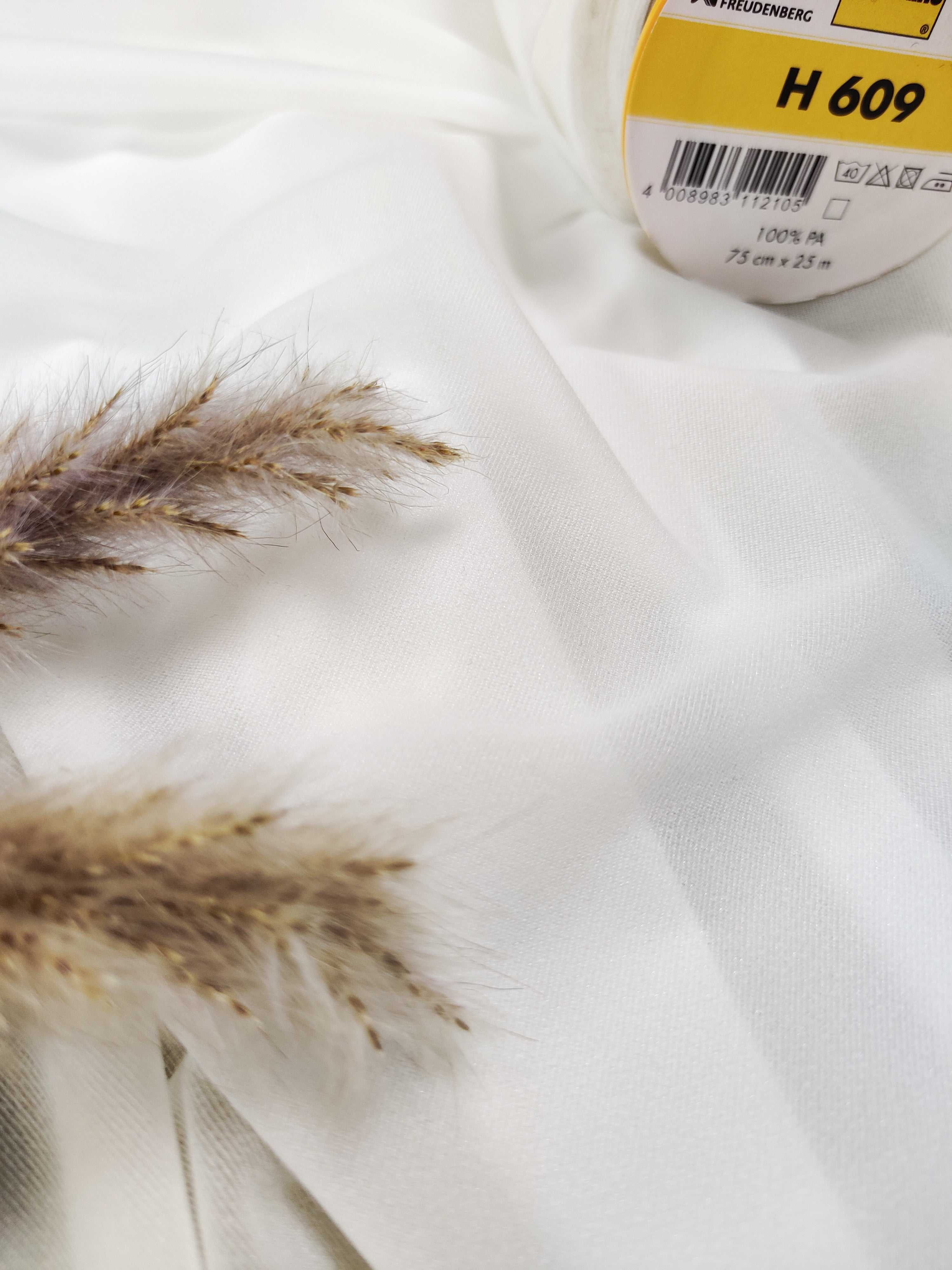 Entoilage thermocollant H609 blanc