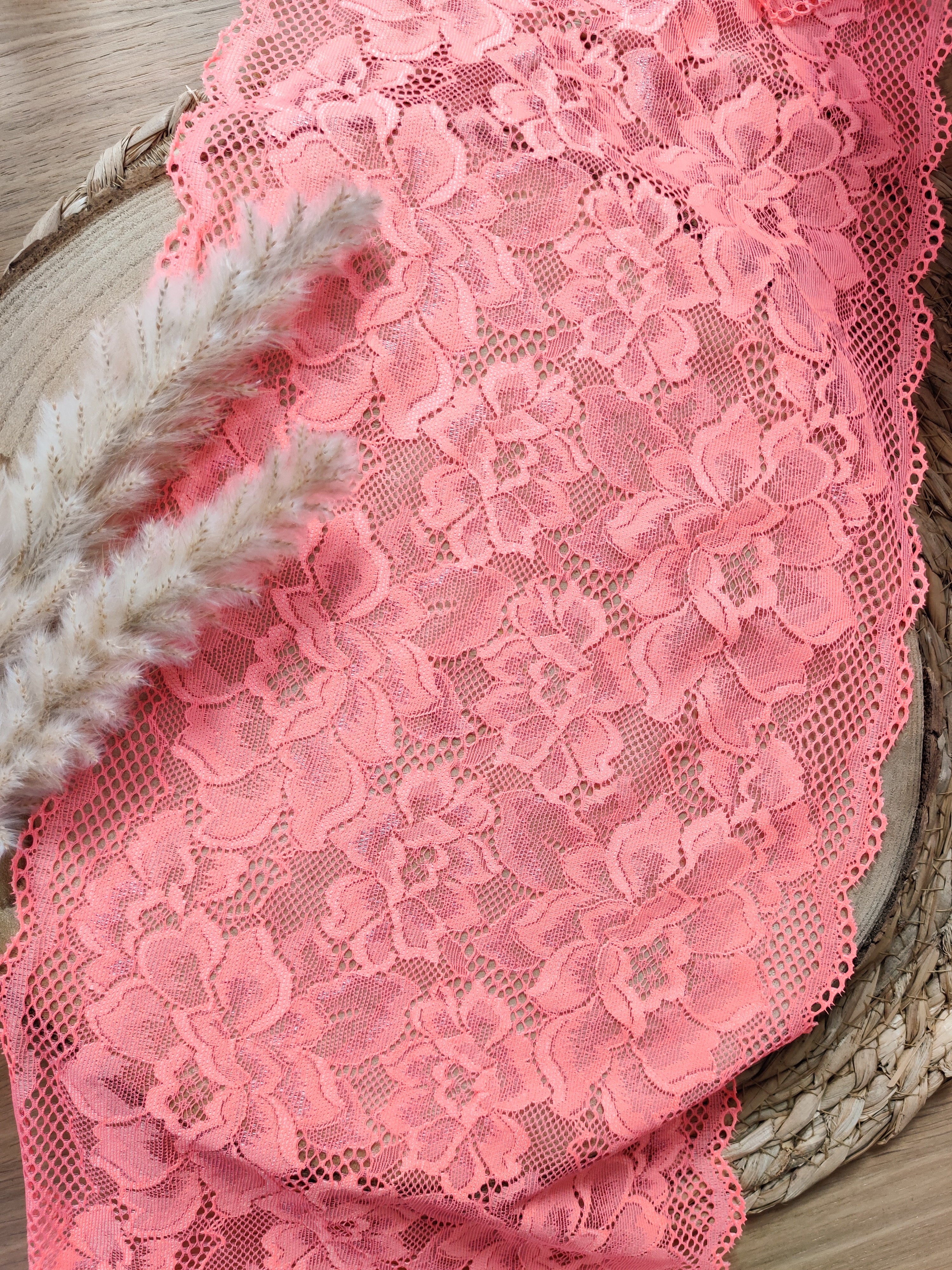 Dentelle stretch fleurie 23 cm - Corail