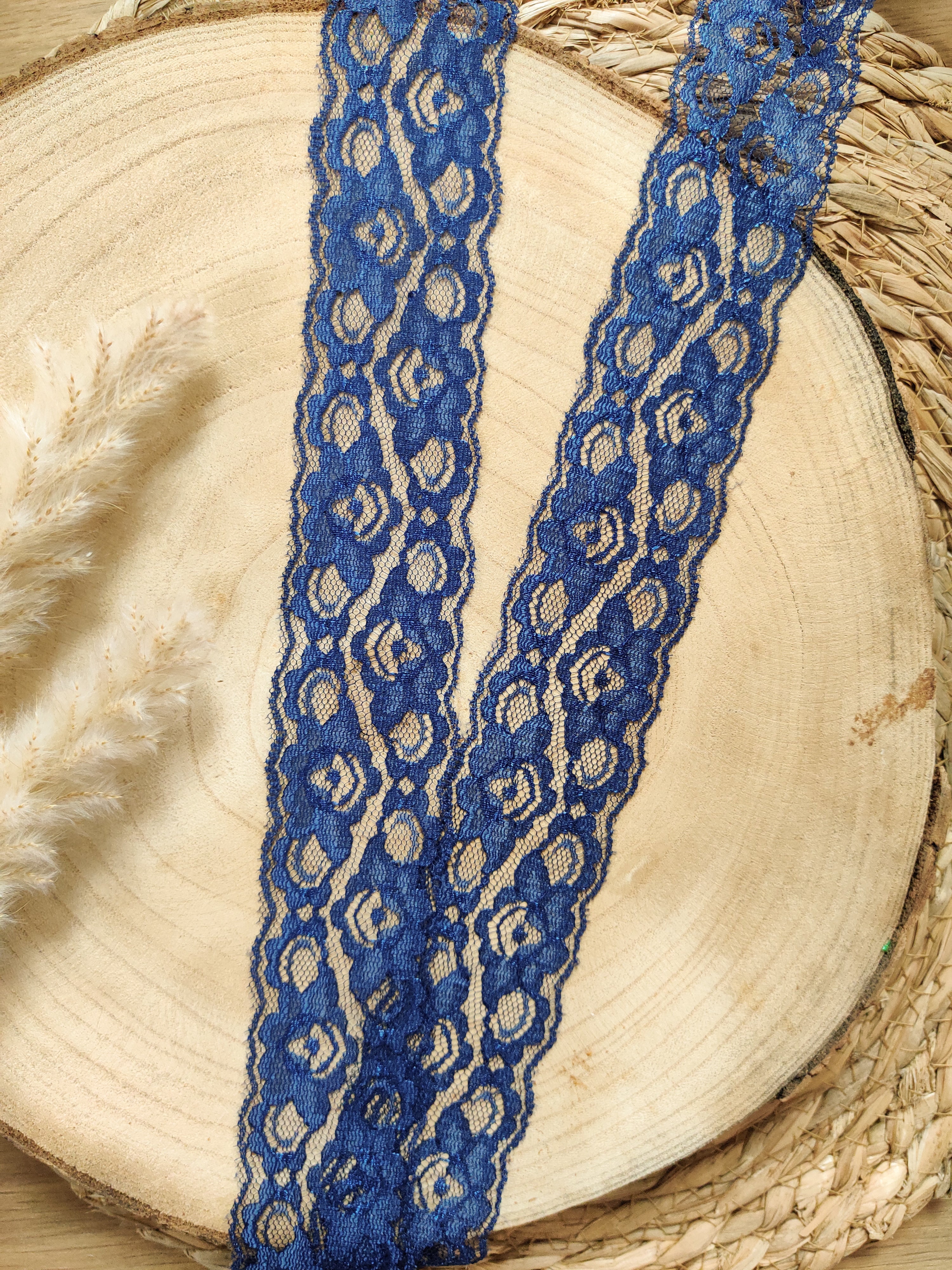 Dentelle fleurie 4,5 cm - Bleu marine