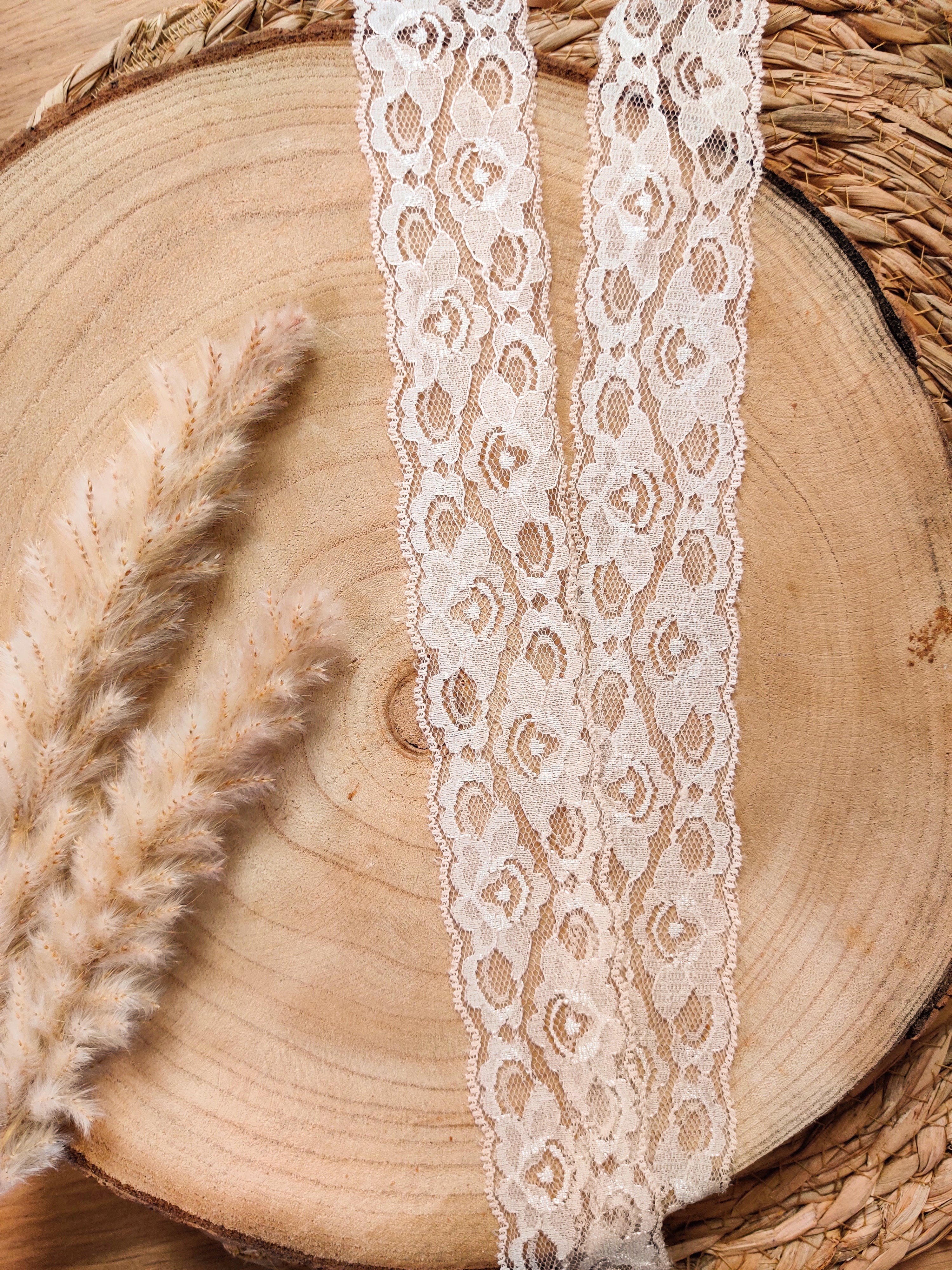 Dentelle fleurie 4,5 cm - Beige
