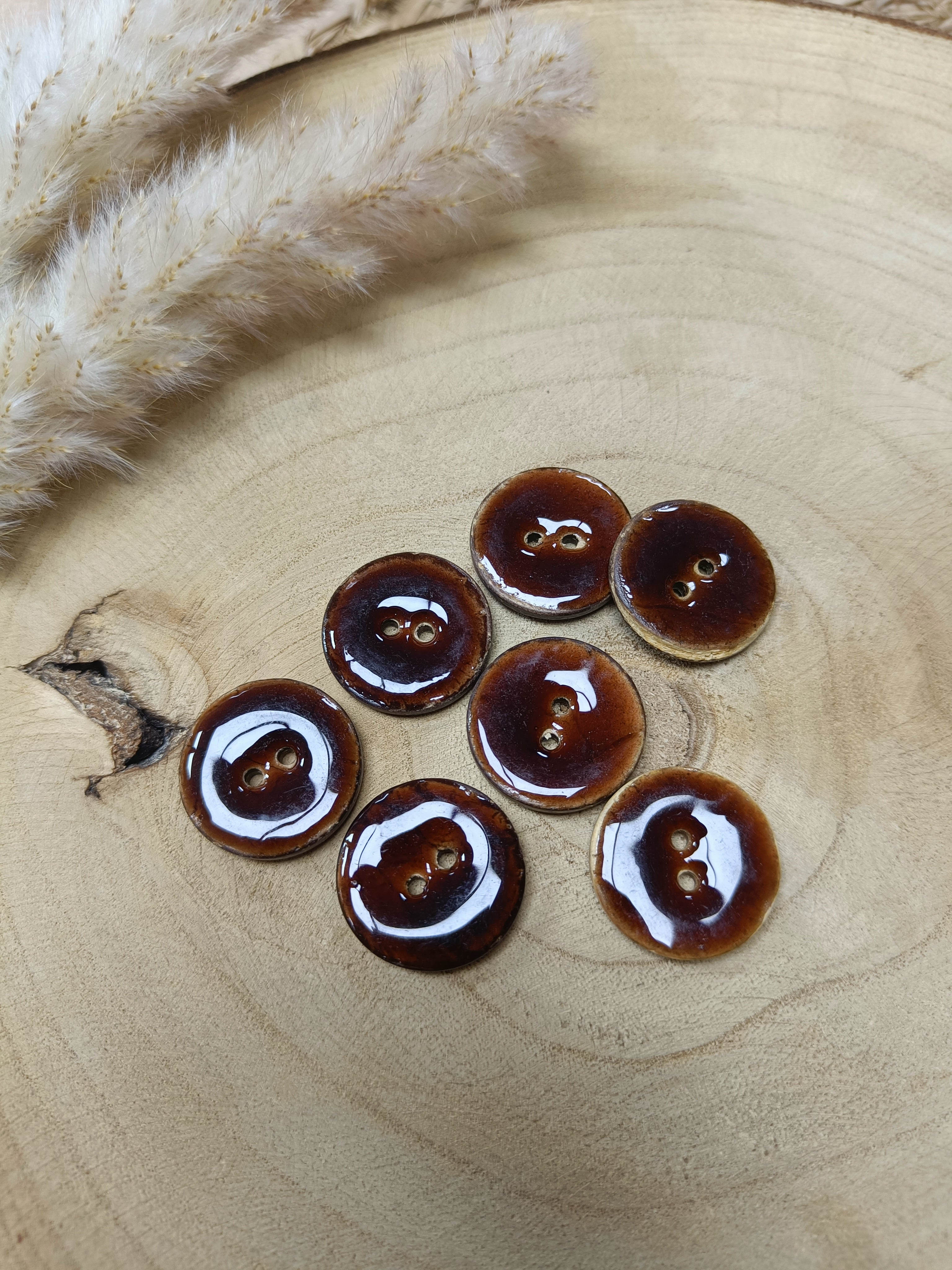Bouton en coco laqué 25 mm - assorti à votre tissu