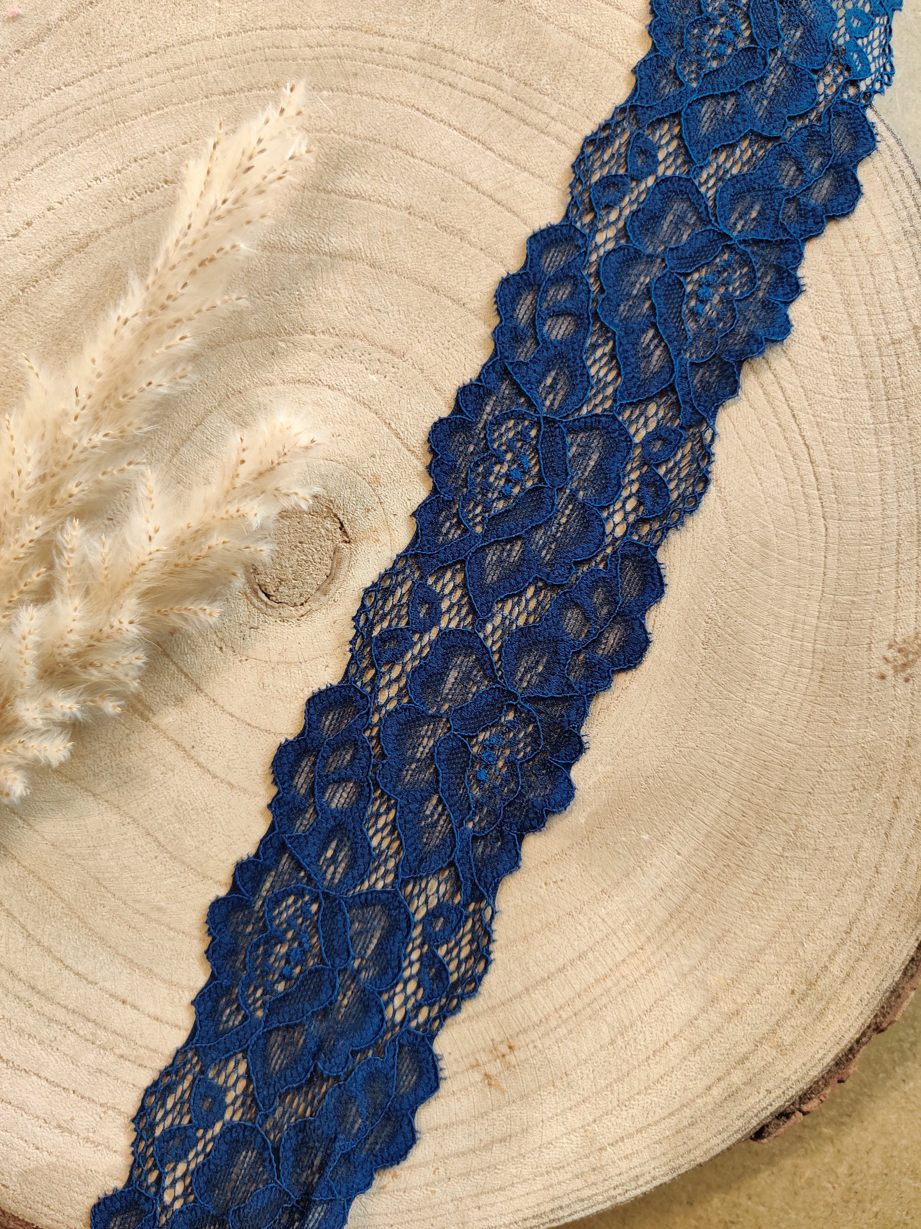 Dentelle grosses fleurs 5,5 cm - Bleu marine