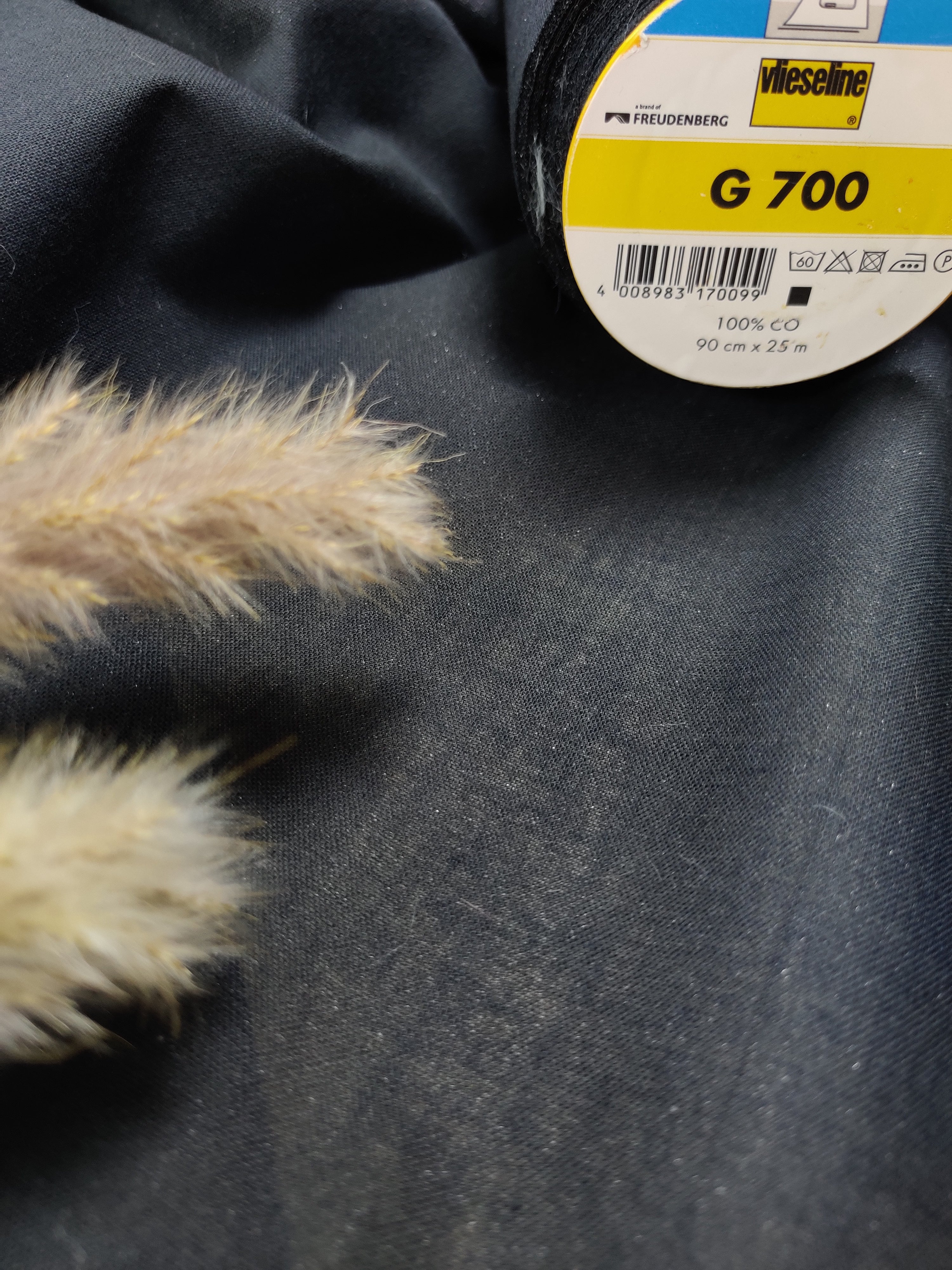 Entoilage thermocollant tissu G700