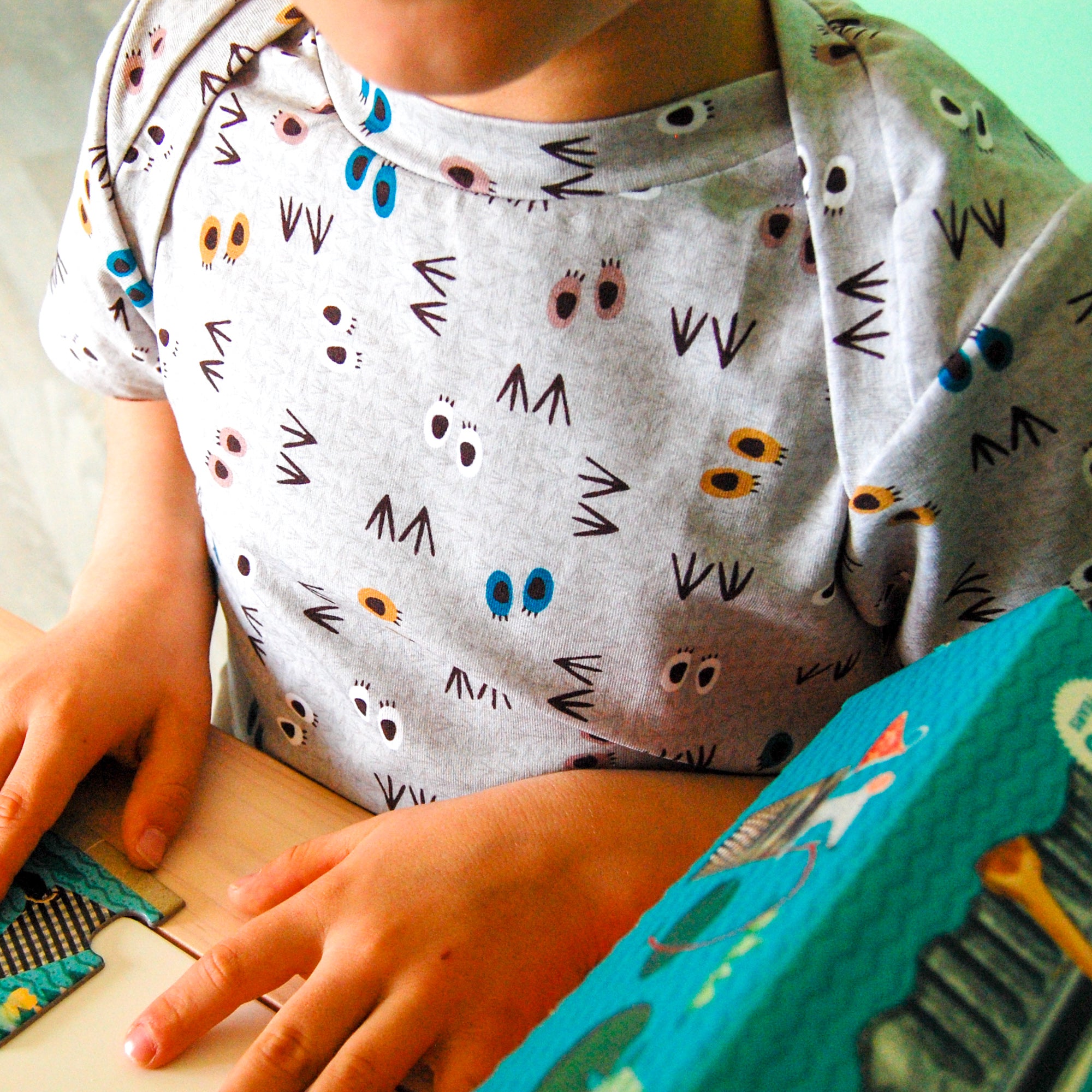 LITCHI enfant : t-shirt, sweat et robe en un patron