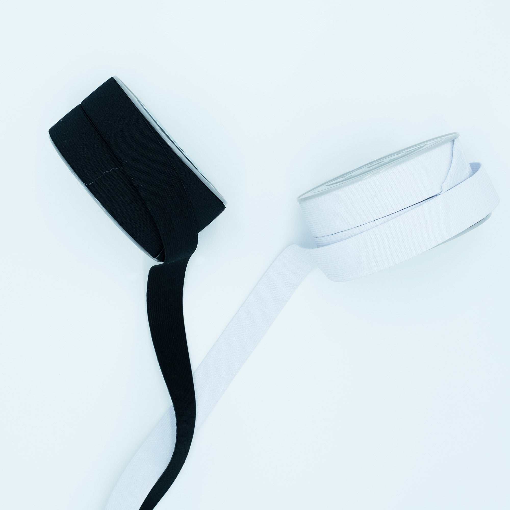 Elastique blanc ou noir 30 mm